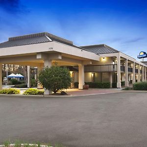 Days Inn By Wyndham Jacksonville Airport